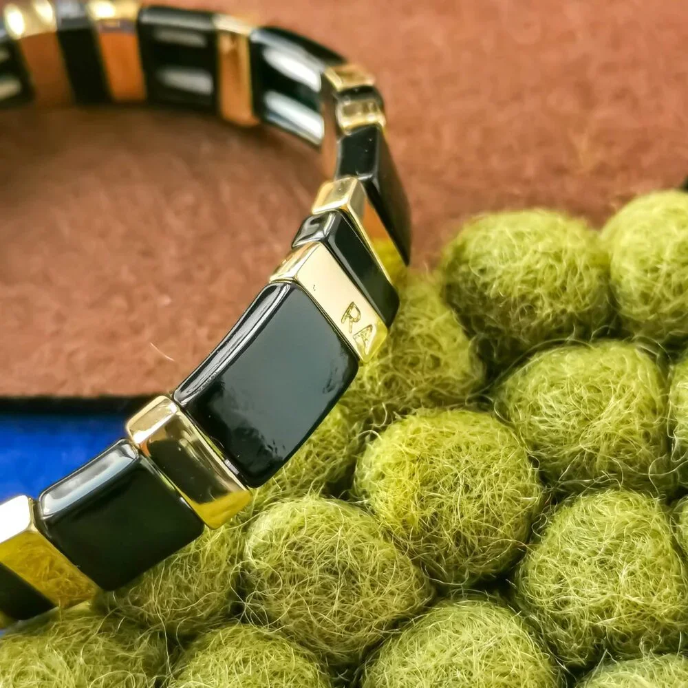 Roxanne Assoulin Neutral Heart Black Classics Bracelet Gold - Picture 3 of 3